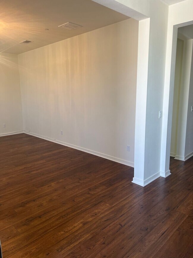 Foto del edificio - *Move In Special - $200 Off First Months Rent! 3 Bedroom Plus Bonus Room Single Family Home For R...