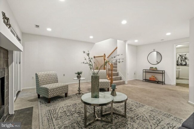 Building Photo - 11280 Fairwind Way