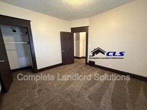 Building Photo - 1725 Garfield Ave