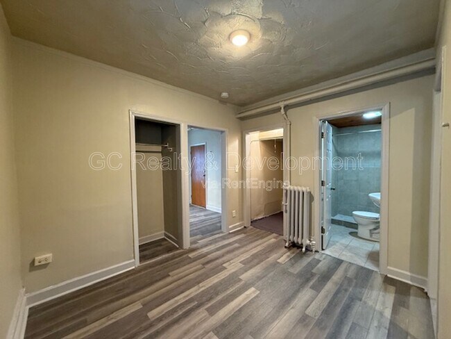 Foto del edificio - 214 Dupage St