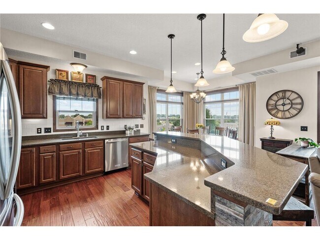 Foto del edificio - 1256 County Rd D E