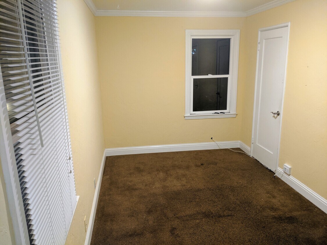 Foto principal - 1051 Park Ave