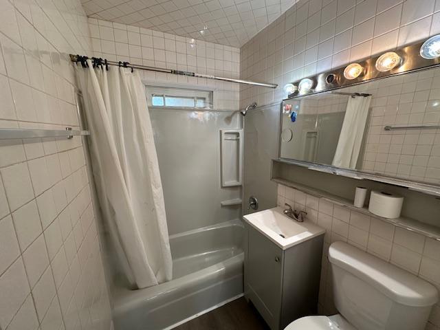 Foto del edificio - 18214 Oak St