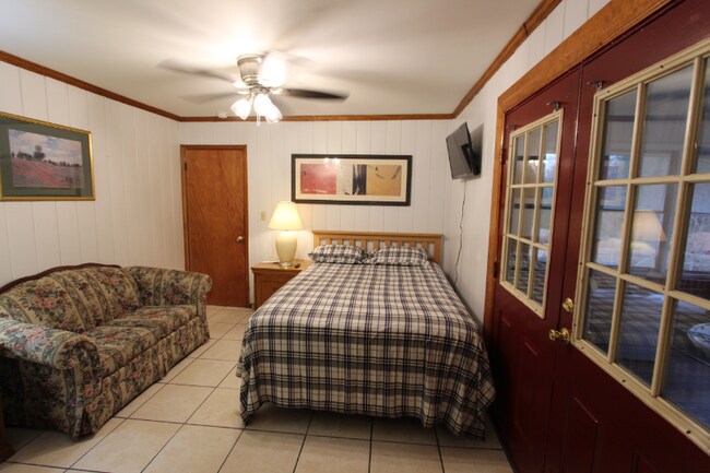 Foto del edificio - 2264 Columbia Dr