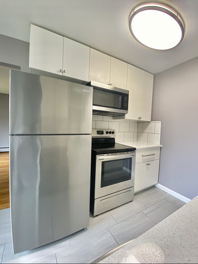 1BD 1BA - 29350 Woodward Ave