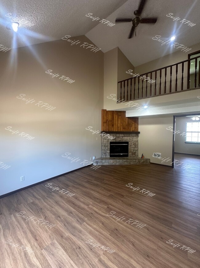 Foto del edificio - 6704 W 150th St