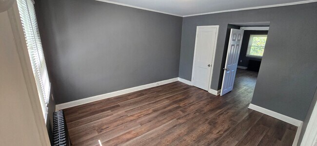 Foto del edificio - 2825 Clearview Ave