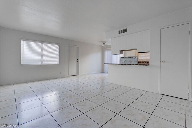 Foto del edificio - 5198 Greene Ln