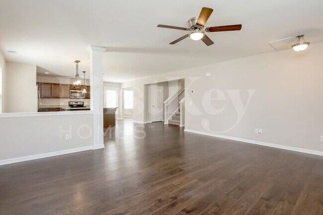 Building Photo - 411 Thoroughbred Dr