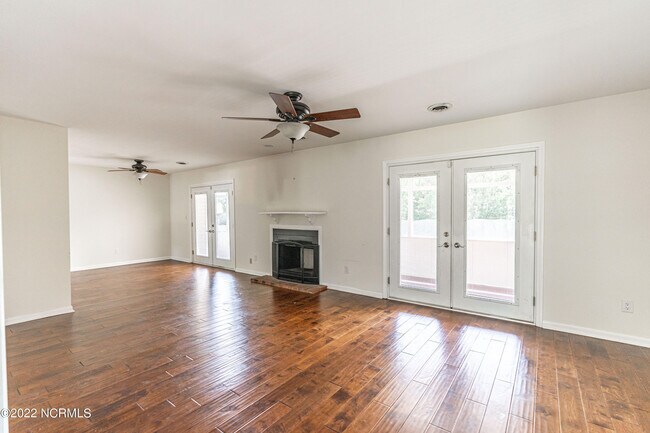 Foto del edificio - 1 Beryl Cir