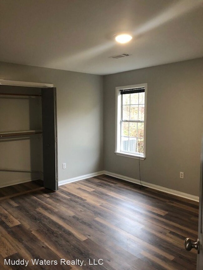 Foto del edificio - 4 br, 1 bath House - 186 CR 521