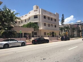 Building Photo - 2730 Collins Ave