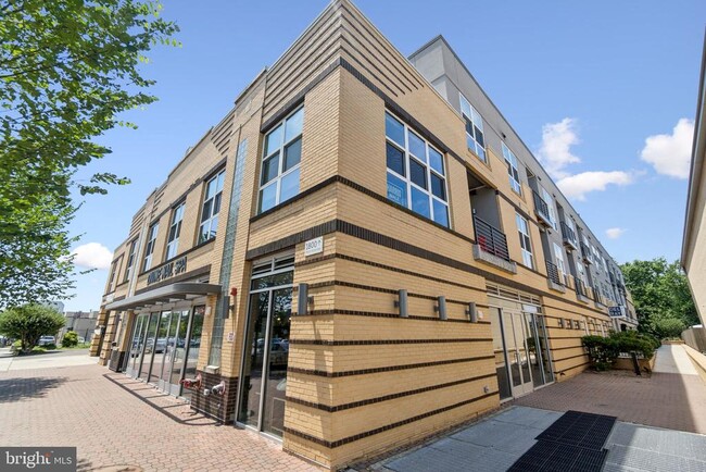 Building Photo - 1800 Mt Vernon Ave