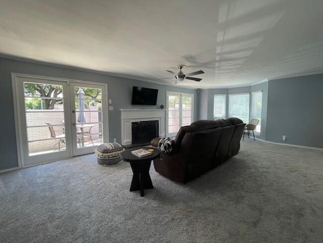 Building Photo - 15901 Archwood Ln
