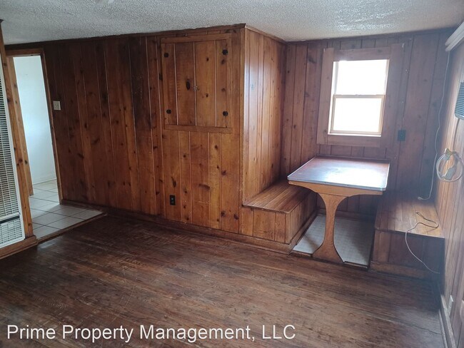 Foto del edificio - 2 br, 1 bath House - 915 West 14th B