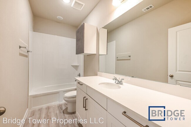 Building Photo - 4 br, 2.5 bath House - 4625 Goodspring Lane