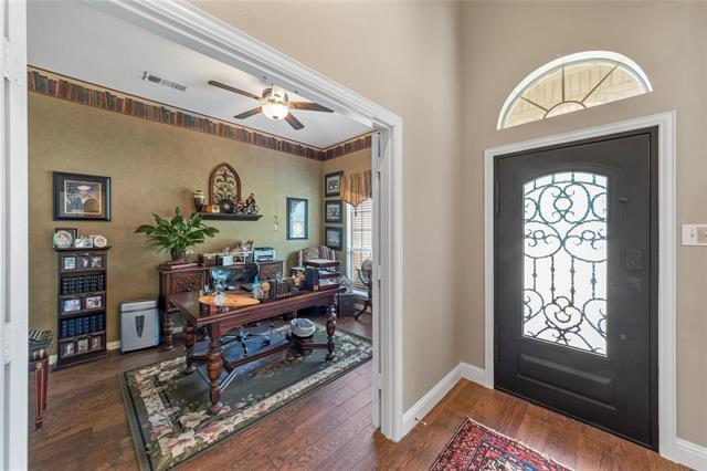 Foto del edificio - 812 Carolyn Ln