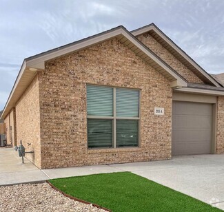 Building Photo - 2129 N Texas Ave