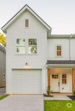 Building Photo - 124 Woodland Dr
