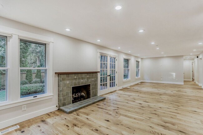 Foto del edificio - 3bd/2ba Woodinville Home