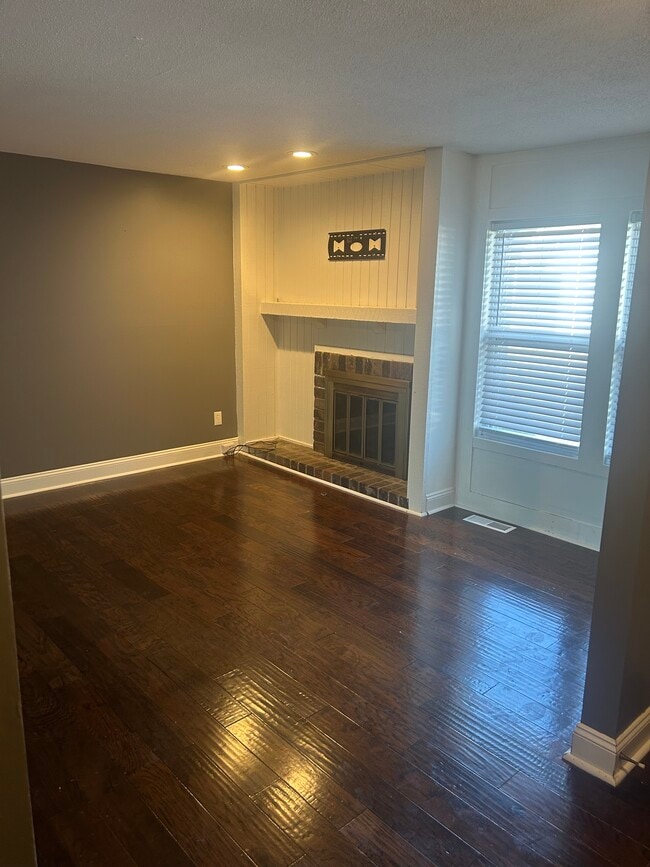 Building Photo - 8175 Monrovia St