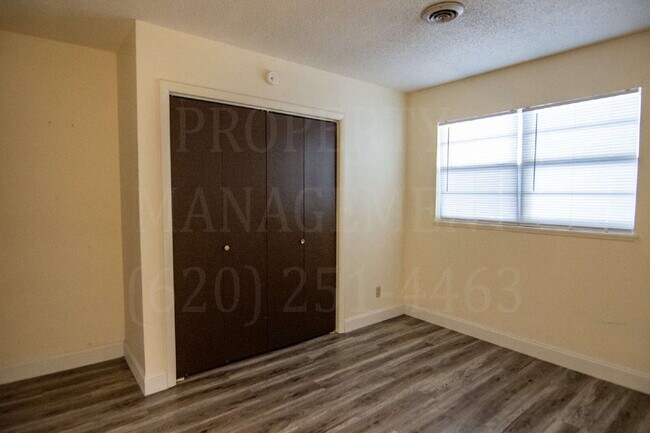 Foto del edificio - 2 Bedroom 1 Bath Coffeyville Apartment.