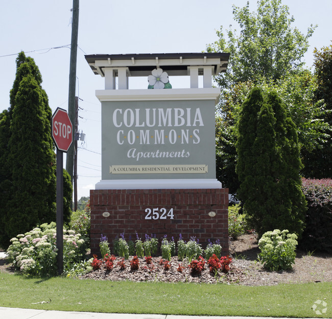 Sign - Columbia Commons