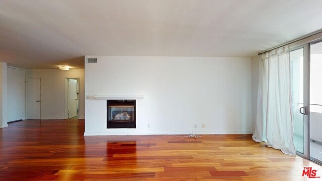 Building Photo - 1010 Kings Rd