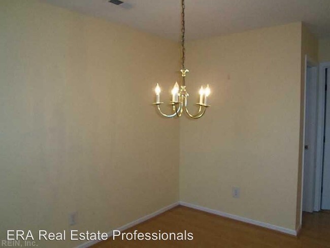 Foto del edificio - 2 br, 2 bath House - 241 N Hill Lane