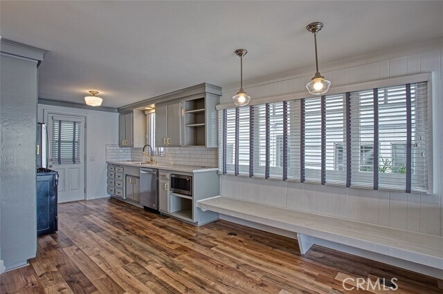 Foto del edificio - 415 Edgewater Pl