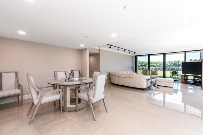 Foto del edificio - 3390 S Ocean Blvd