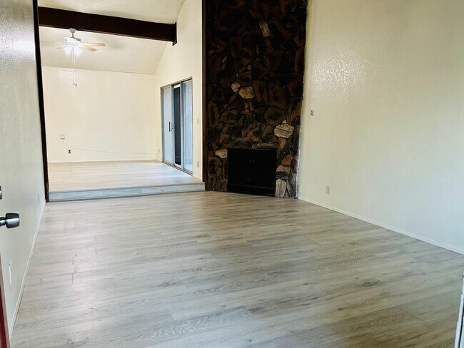 Foto del edificio - 2930 Lerwick Rd