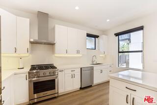 Foto del edificio - 538 Vernon Ave