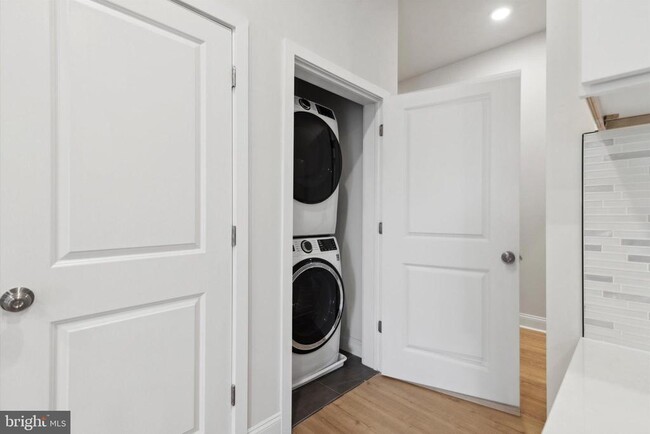 Foto del edificio - 2157 E Lehigh Ave