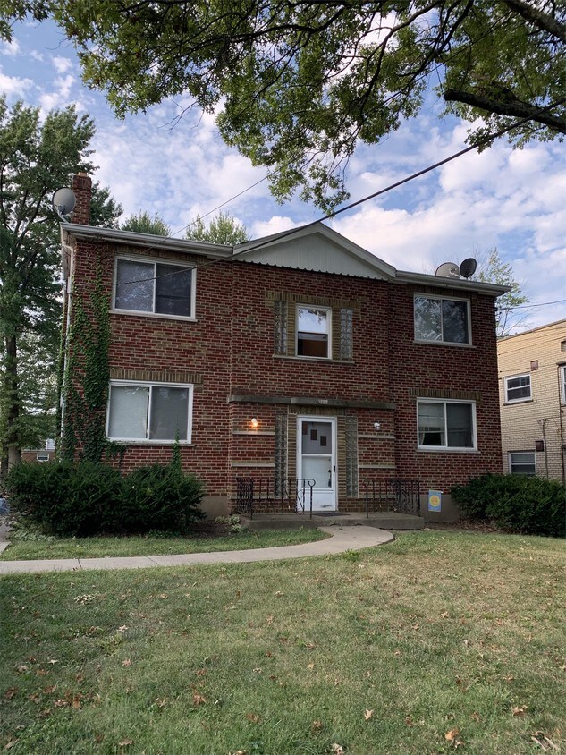3123 Ramona Ave Unit 4, Cincinnati, OH 45211 Apartment for Rent in