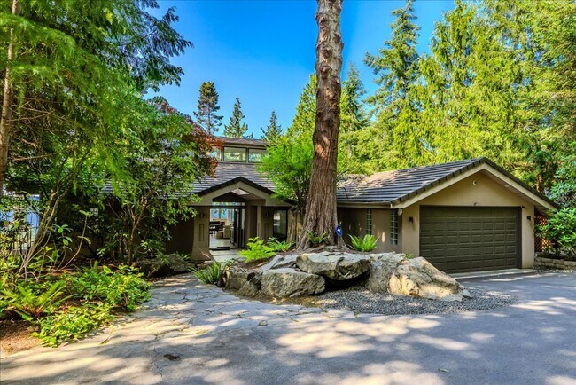 Foto del edificio - 1385 E Ludlow Ridge Rd