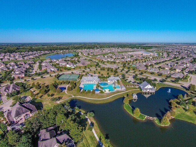 Building Photo - 6018 Logstone Dr