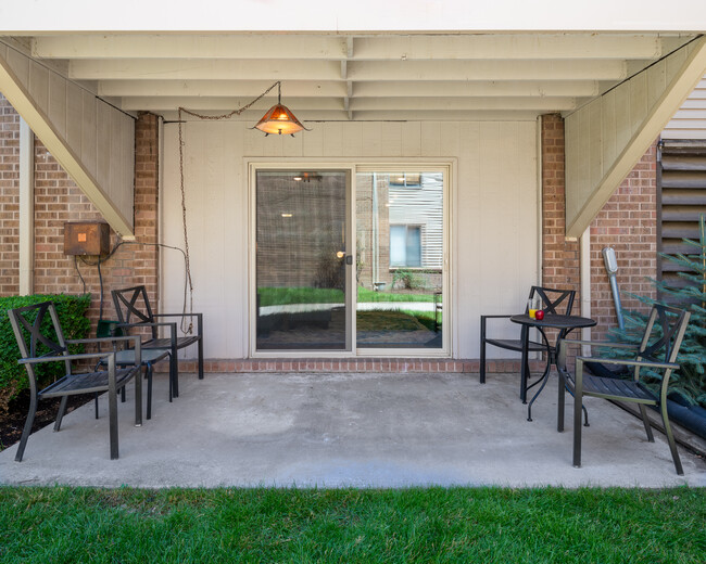 Relax on this quiet, peaceful patio - 290 N 500 W