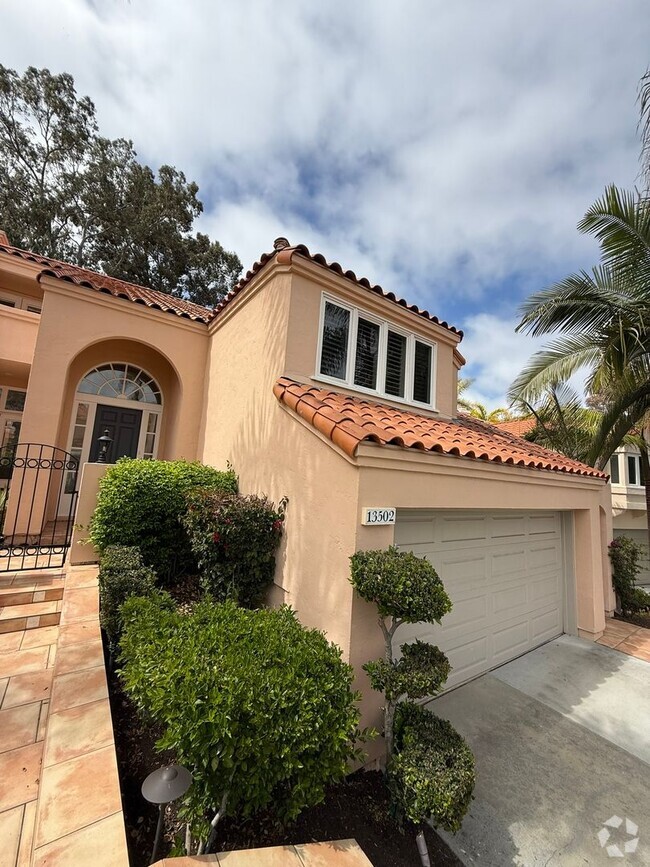 Building Photo - 13502 Caminito Carmel