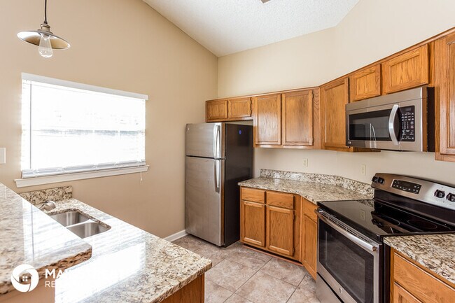 Building Photo - 1145 Charstone Dr