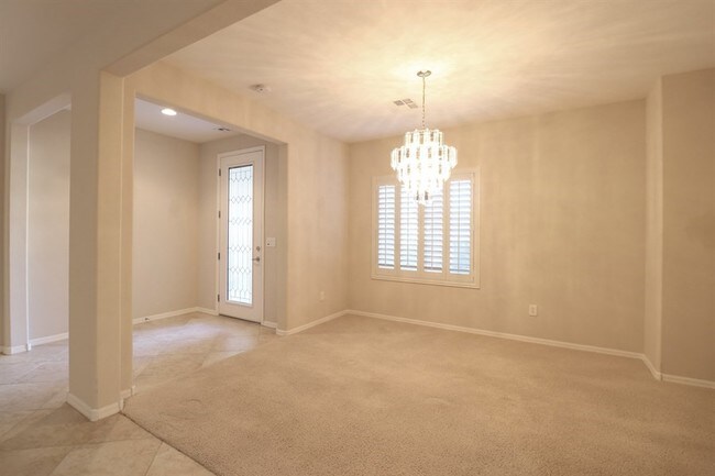 Building Photo - 2135 Gunnison Pl
