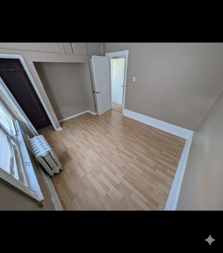 Foto del edificio - 18 N Georgia Ave