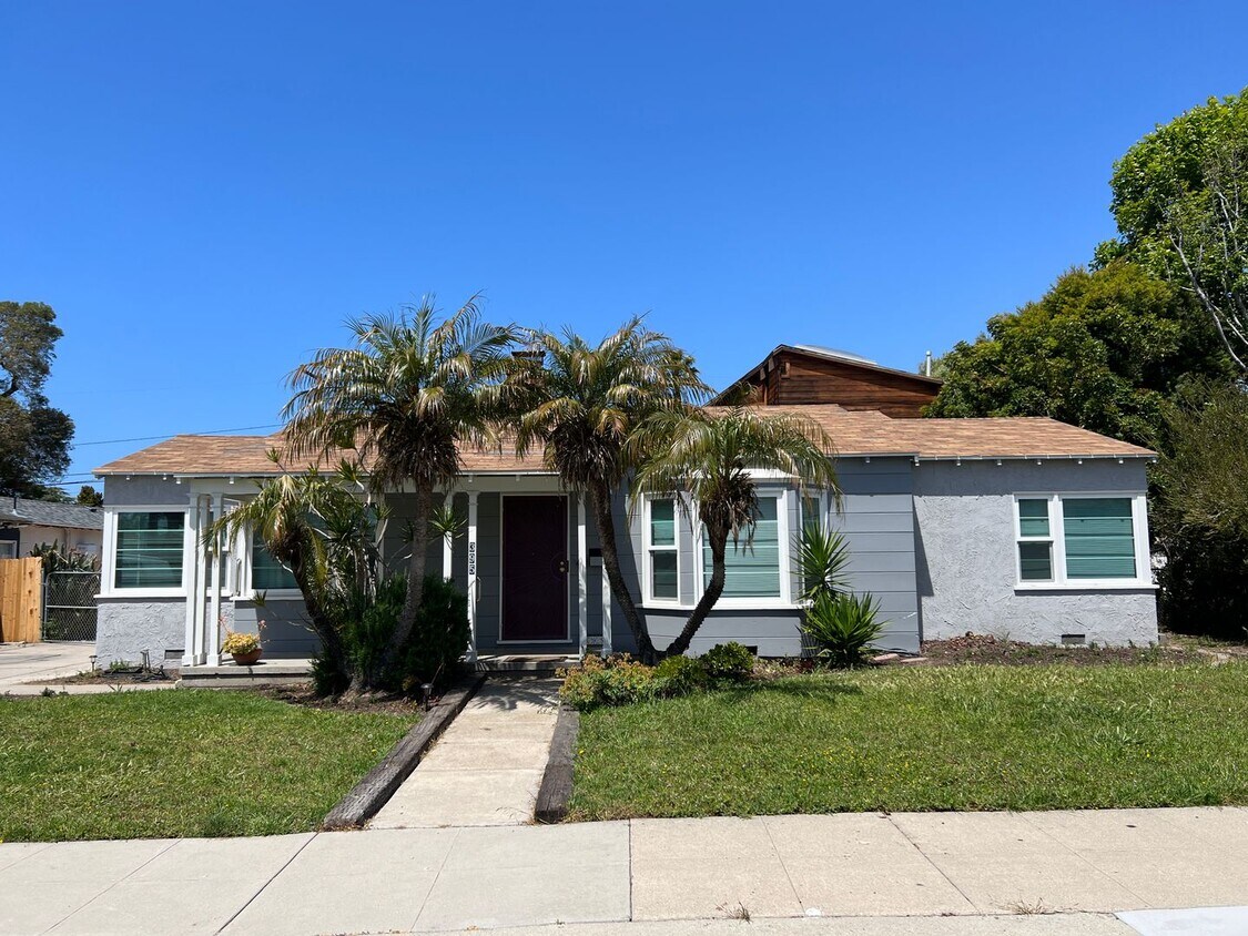 Foto principal - 3 Bedroom Midtown Ventura 1938 Charmer!