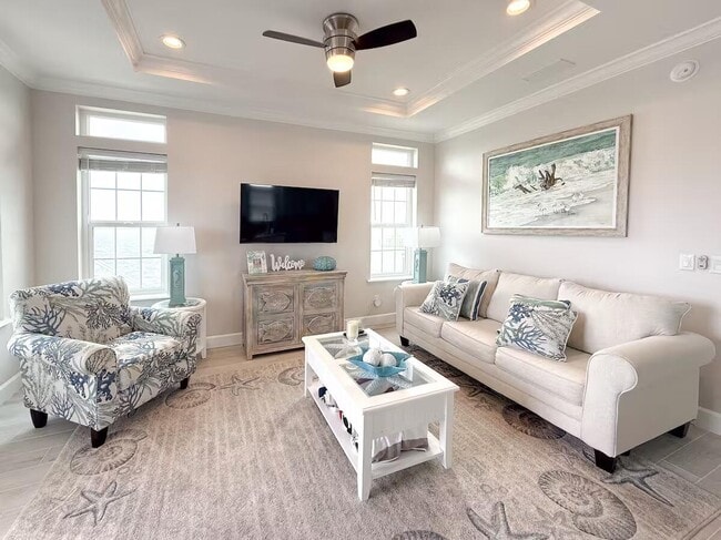 Building Photo - 453 NE Indian River Dr