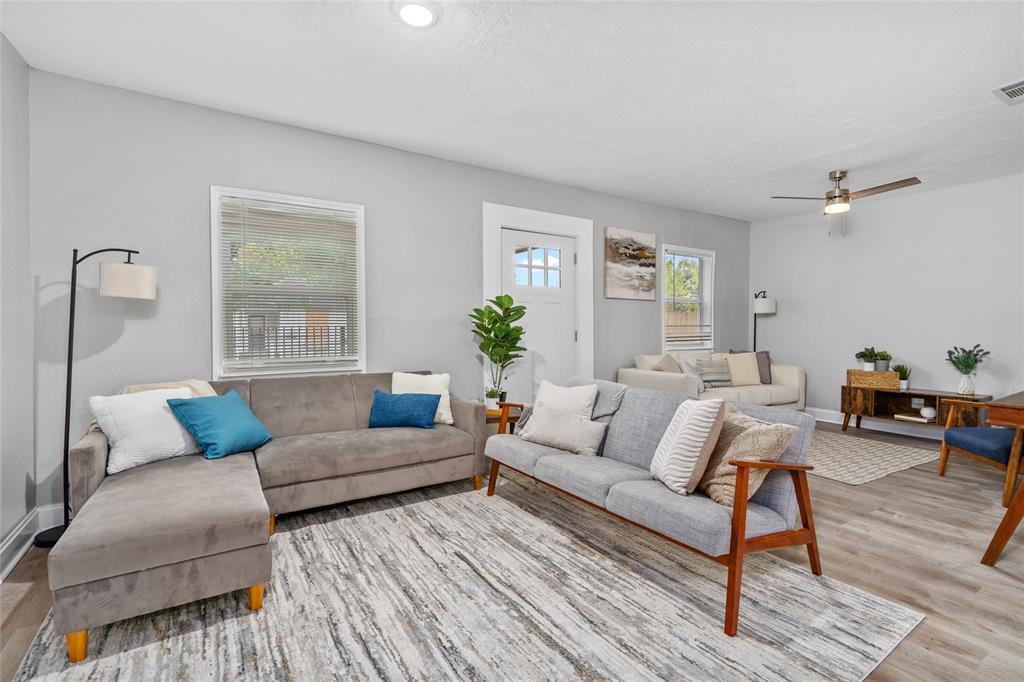 Foto principal - 3417 Hadley St