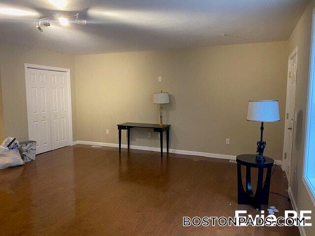 Building Photo - 51 Chelsea St