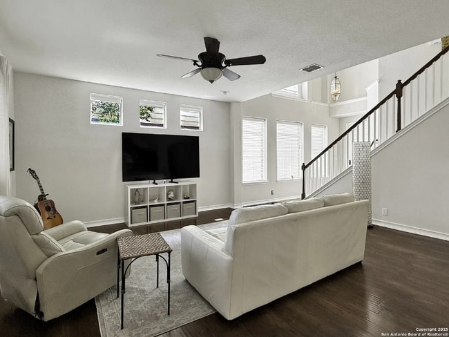 Building Photo - 1210 Cresswell Cove