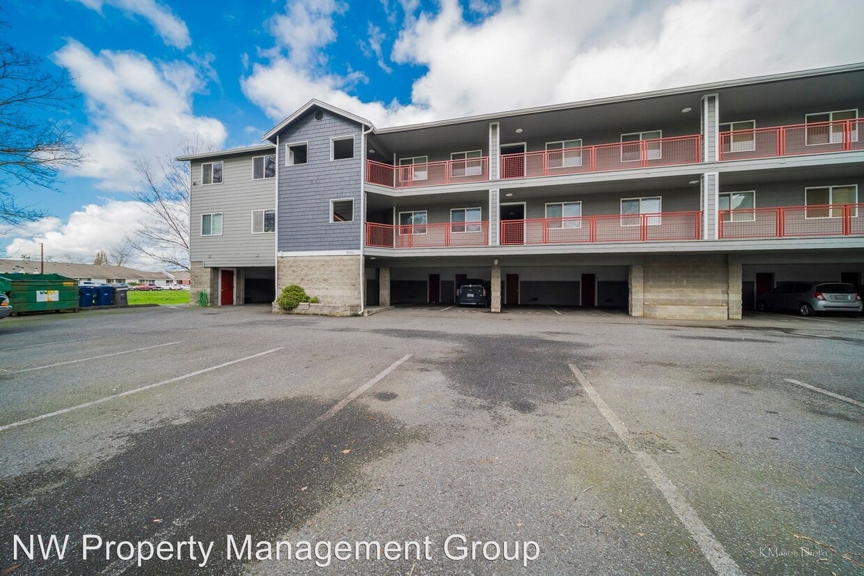 9737 272nd Pl NW, Stanwood, WA 98292 Room for Rent in Stanwood, WA