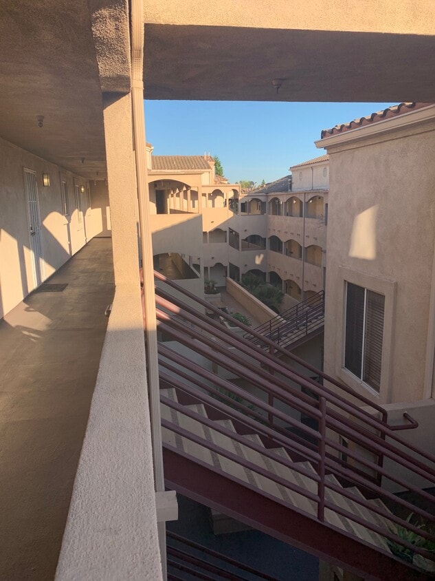 1775 Ohio Ave Unit 407, Long Beach, CA 90804 Condo for Rent in Long