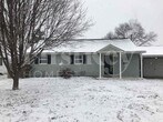 Primary Photo - 205 E Northview Ave
